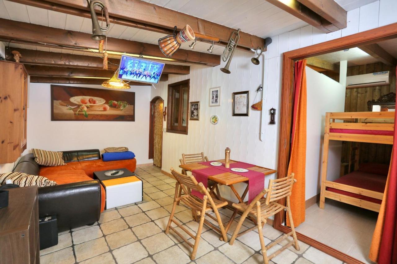 Music House A Castellana Grotte Confinante Via Per Turi 500M Dalle Grotte Екстер'єр фото
